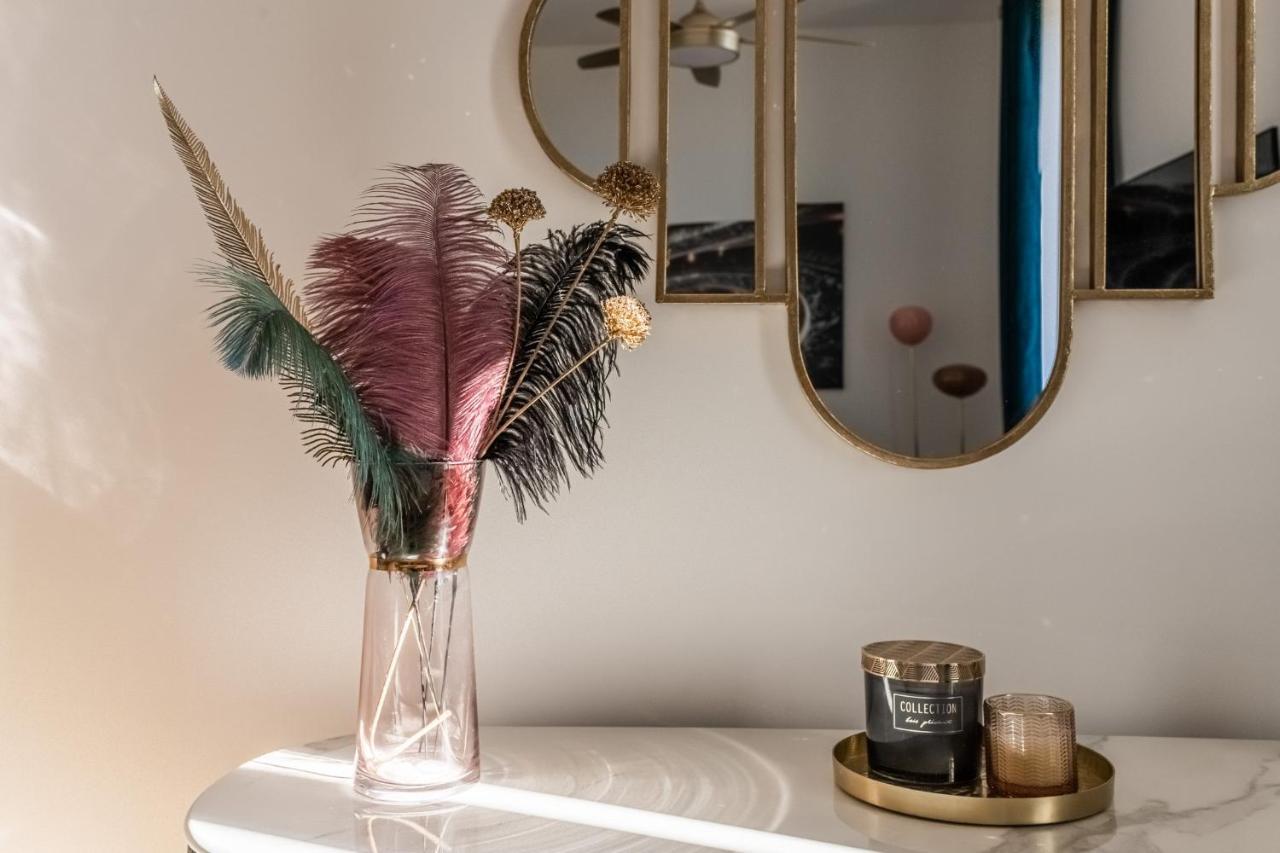 The Gatsby Room - 50M Des Halles ナルボンヌ エクステリア 写真